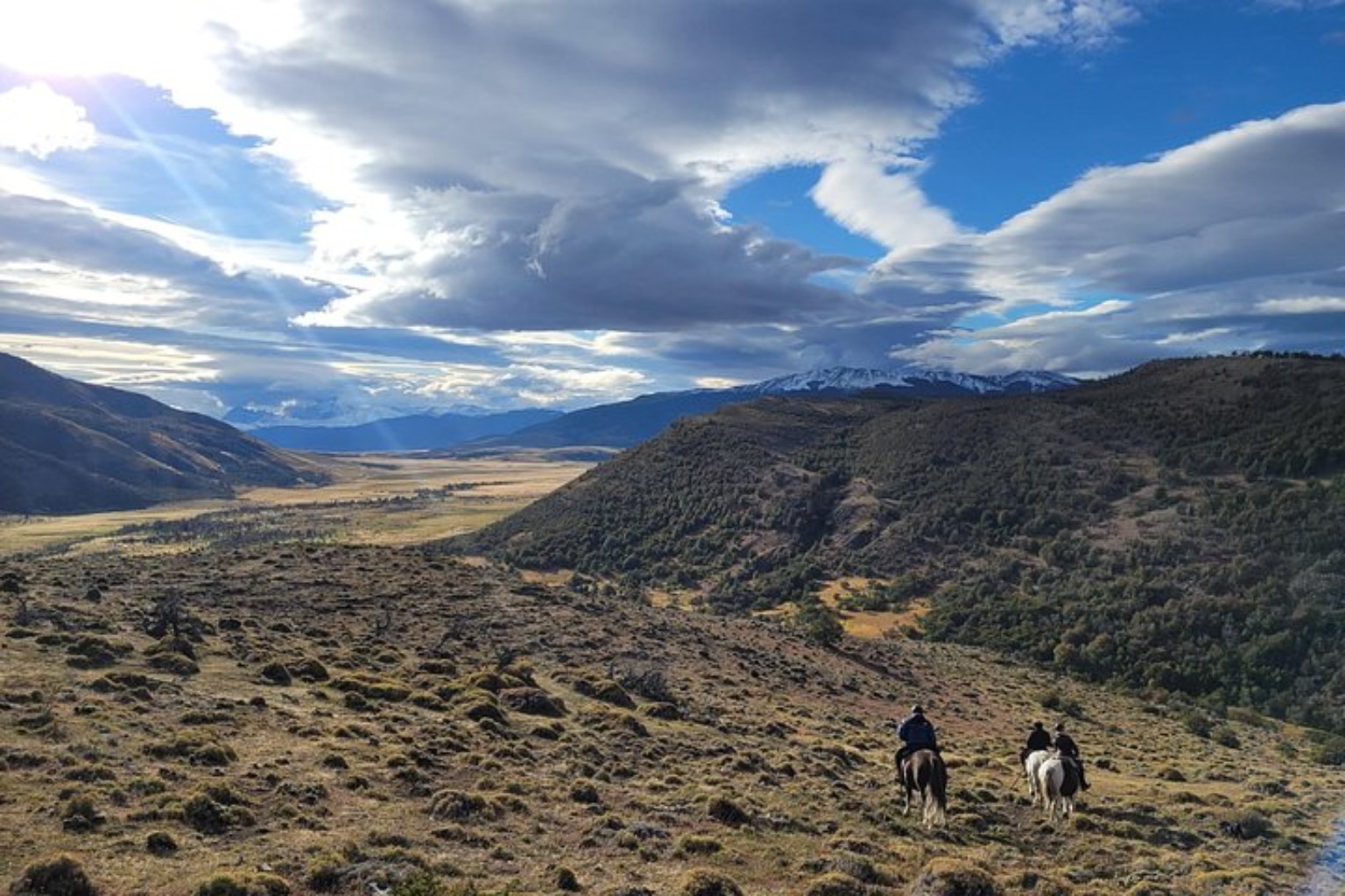 Laguna Figueroa Horseback Ride in Patagonia